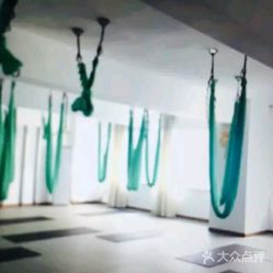 -馨媛瑜伽普拉提