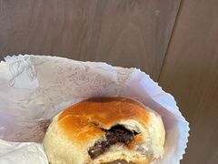 松仁豆沙酒酿饼-长发西饼(道前店)