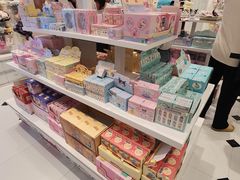 -三丽鸥(北京荟聚店)