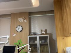 -上海仁爱医院口腔科 · 种植