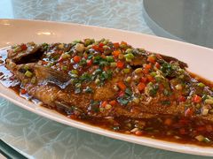 武昌鱼/清江边鱼-亢龙太子酒轩(东湖店)