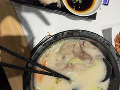 -鸡汤过桥·过桥米线