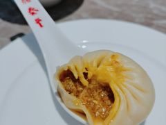 蟹粉小笼包-鼎泰丰(国贸商城店)