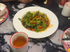 -新白鹿餐厅(百联中环店)