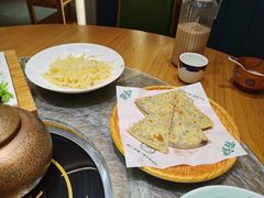-娜仁图雅蒙古美食村(33小镇店)