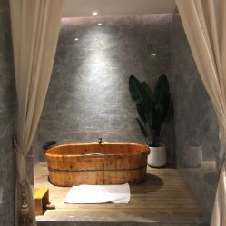 -苑苑vbeauty科技美容SPA