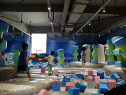 -宝燕水乐园
