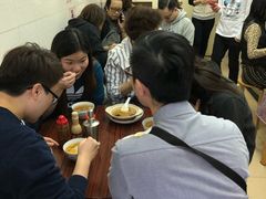 等位区-添發碗仔翅美食