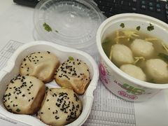 -小杨生煎(白玉兰广场店)