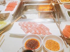 -海底捞火锅鲜切牛肉主题店(长寿路店)
