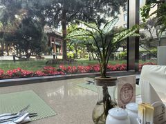 -亮马河饭店翠雅咖啡厅