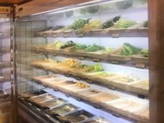 自助取餐区-袁记串串香(川师店)