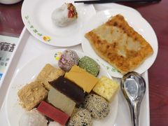 老北京小吃艾窝窝-护国寺小吃(地安门店)