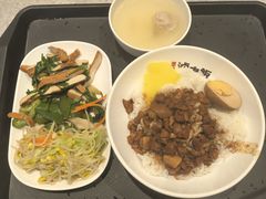 -大食代美食广场(上海中心店)