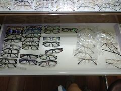 -华彬眼镜专业渐进配镜(潘家园店)