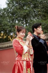 -易摄影婚纱摄影工作室