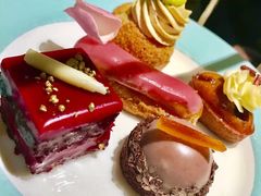 -The Diamond Jubilee Tea Salon at Fortnum & Mason