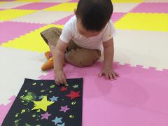 小星星-想象乐创意早教托育中心(殷高西路店)
