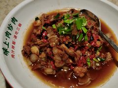 三年泡椒肉炒肉-味上湘菜馆(岳麓山店)