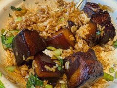 红烧肉焖饭-新白鹿餐厅(城西银泰城店)