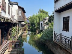 -丝绸小镇荻港古村