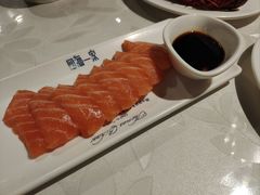 -四海一家自助餐(益田假日广场店)