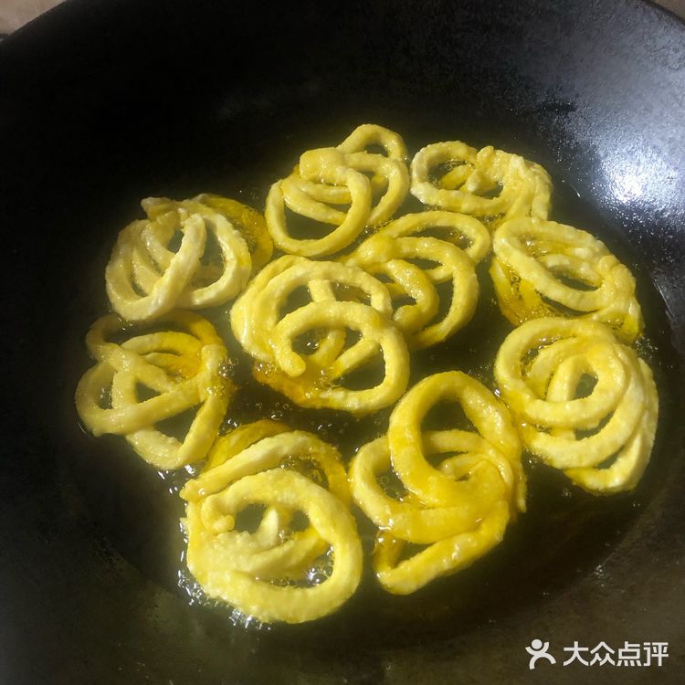 是谁想吃糖环呀？