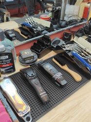 -Devilhands Barbershop男士理容店