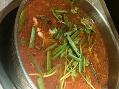 -野山舂·贵州现舂酸汤牛肉(民生路店)