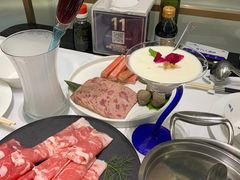 -红鼎豆捞·非遗鲍皇汤火锅(宝丰路店)