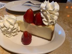 鲜草莓芝士蛋糕-The Cheesecake Factory芝乐坊餐厅(兴业太古汇店)