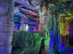 -泰安地下龙宫景区