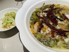 -江渔儿酸菜鱼专门店(明珠广场店)