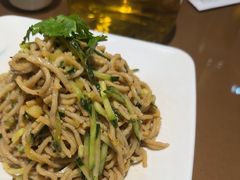 -东口码头·烧鸽子·鱼头泡饼·地方菜(金鹰悦城店)