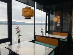 靠窗位-柳莺湖上·湖景餐厅·江南菜(西湖店)