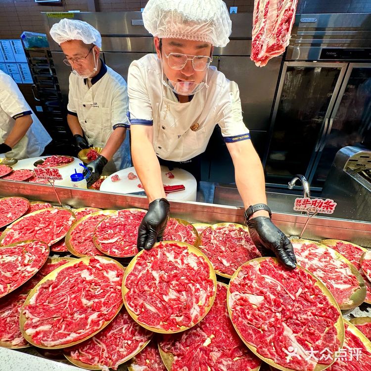 大连首家自选粥底火锅,鲜货自由局太香了