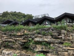 -三峡国际房车露营地(G348店)