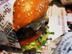 -The Habit Burger Grill 哈比特汉堡(复兴soho店)