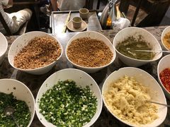 -肖肖酸萝卜鱼火锅(总店)