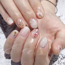 -EAST日式美甲美睫沙龙