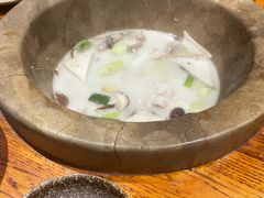 -滇香肴·云南菜蒸汽石锅鱼(云南北路店)