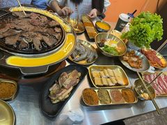-胡悦里韩式烤肉(芝罘万达广场店)