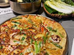 -草家酱蟹炭火烤肉店(珲春南路一店)