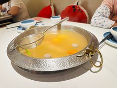 -左庭右院鲜牛肉火锅(金山万达店)