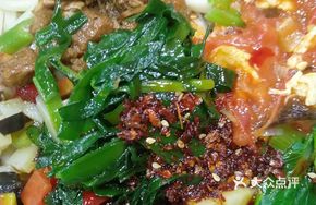 Large Pull Noodles with Beef, Potato and Pepper