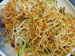 -川流不息·地道川菜·小龙虾(松东路店)