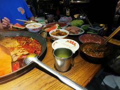 -萍姐火锅·公路夜市(武汉首店)