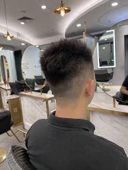 -八佰伴8008星级形象店