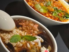 -麻六记(凤凰汇店)