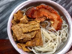 -肥佬良扣肉粉面店(梧州总店)